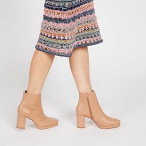 INTENTIONALLY BLANK RACHEL HEELED BOOT in Clay Size 8 MSRP $269